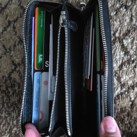 Authentic Givenchy Wallet - Picture 4 of 6